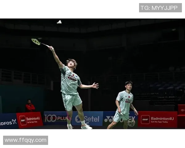 陈旭君与刘阳携手晋级男双赛场展现出色默契与实力 陈旭君与刘阳携手晋级男双赛场展现出色默契与实力