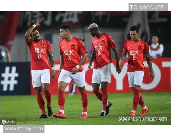 杨立瑜精准传中助力球队逆转胜利展现卓越球技与团队合作精神