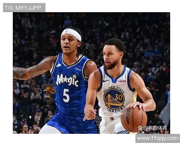 勇士战胜雷霆，库里单节14分燃爆全场